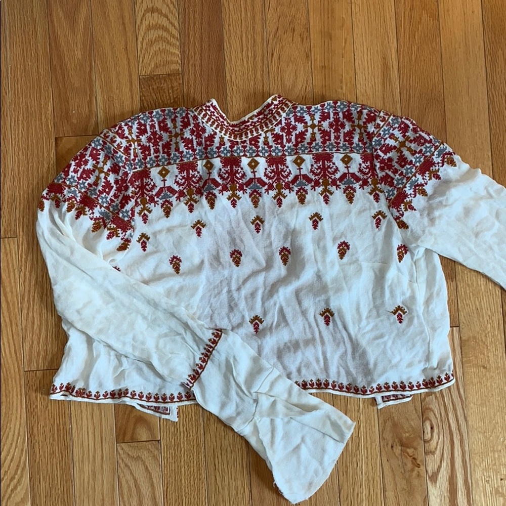 Urban Outfitters Long Sleep Cropped Blouse